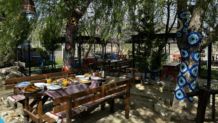 Edirne’nin Huzur Dolu Adası: Saklı Bahçe’de Efsane Bir Kahvaltı Deneyimi