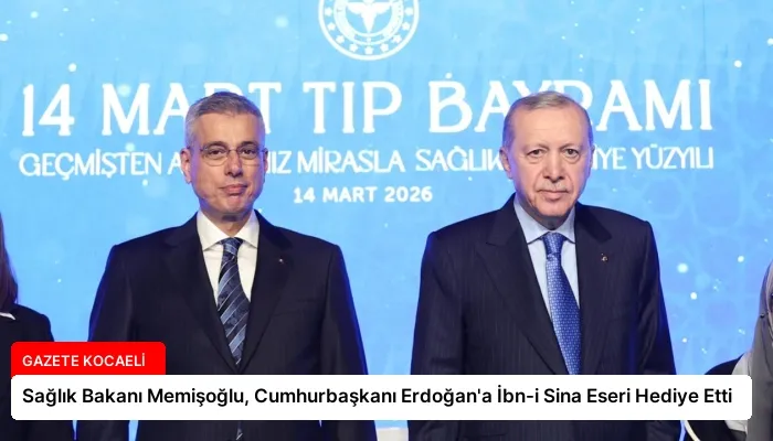 Sağlık Bakanı Memişoğlu, Cumhurbaşkanı Erdoğan’a İbn-i Sina Eseri Hediye Etti