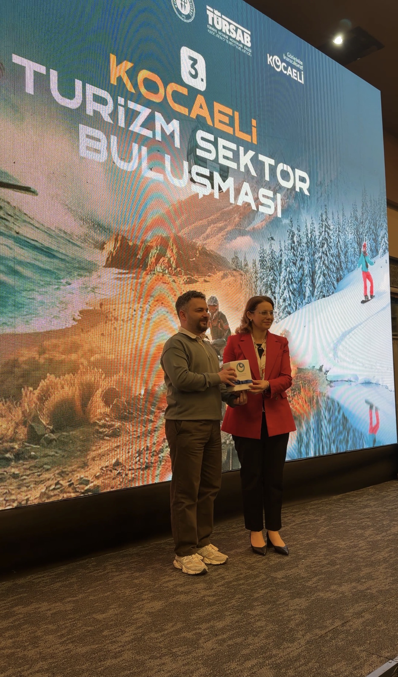 Kocaeli’nin Zirvesinde Bir İsim: Ödüllü İçerik Üreticisi Kocaeligezgince