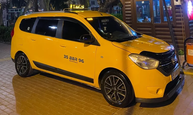 Seferihisar Taksi Hizmetinde Güvenin ve Konforun Adresi: Seferihisar Park Taksi