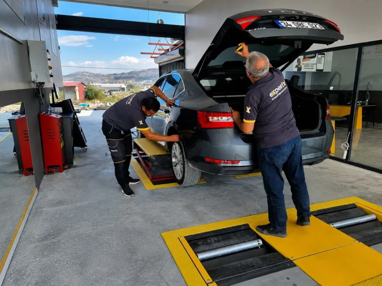 Oto Ekspertiz Sektöründe Yeni Dönem: Merdiven Altı İşletmeler Tarih Oluyor