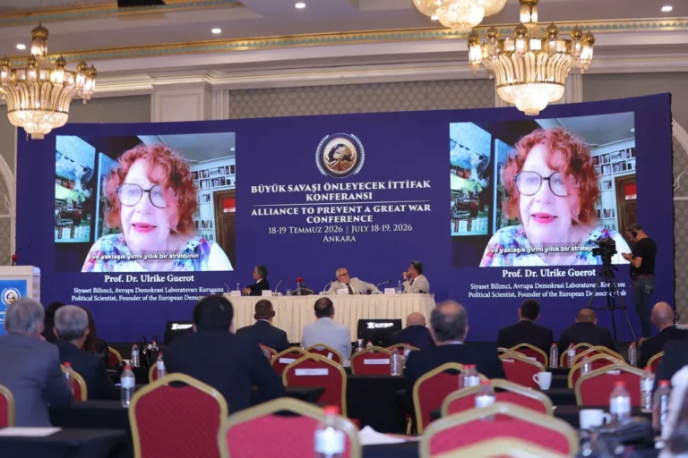 Alman akademisyen Guérot: Avrupa ABD’ye bağımlılığı azaltmalı